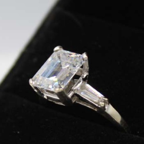 14K Cubic Zirconia CZ Ring 3.65 CTS- G/SI - Picture 2 of 10